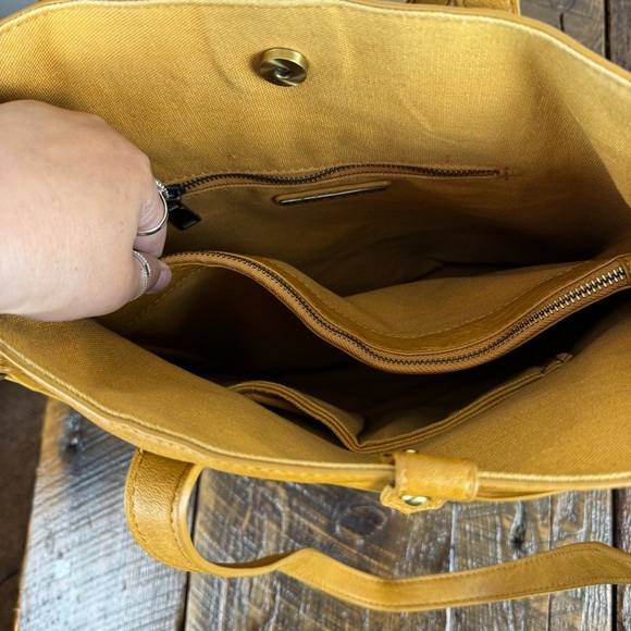 Antik Kraft Mustard Yellow Faux Leather Tote Bag Crossbody Purse Anthropologie - Picture 4 of 9